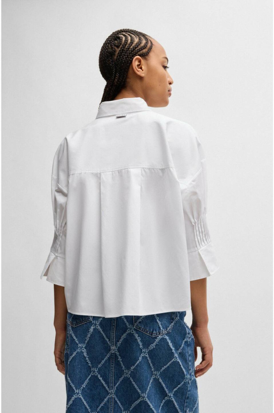 Hugo Boss Regular-fit cotton poplin blouse with pleated sleeves (50517995) white Blusas